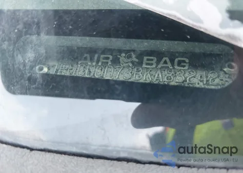 2011 Ford Escape Xlt z USA, uszkodzony, nr VIN 1FMCU0D73BKA83242